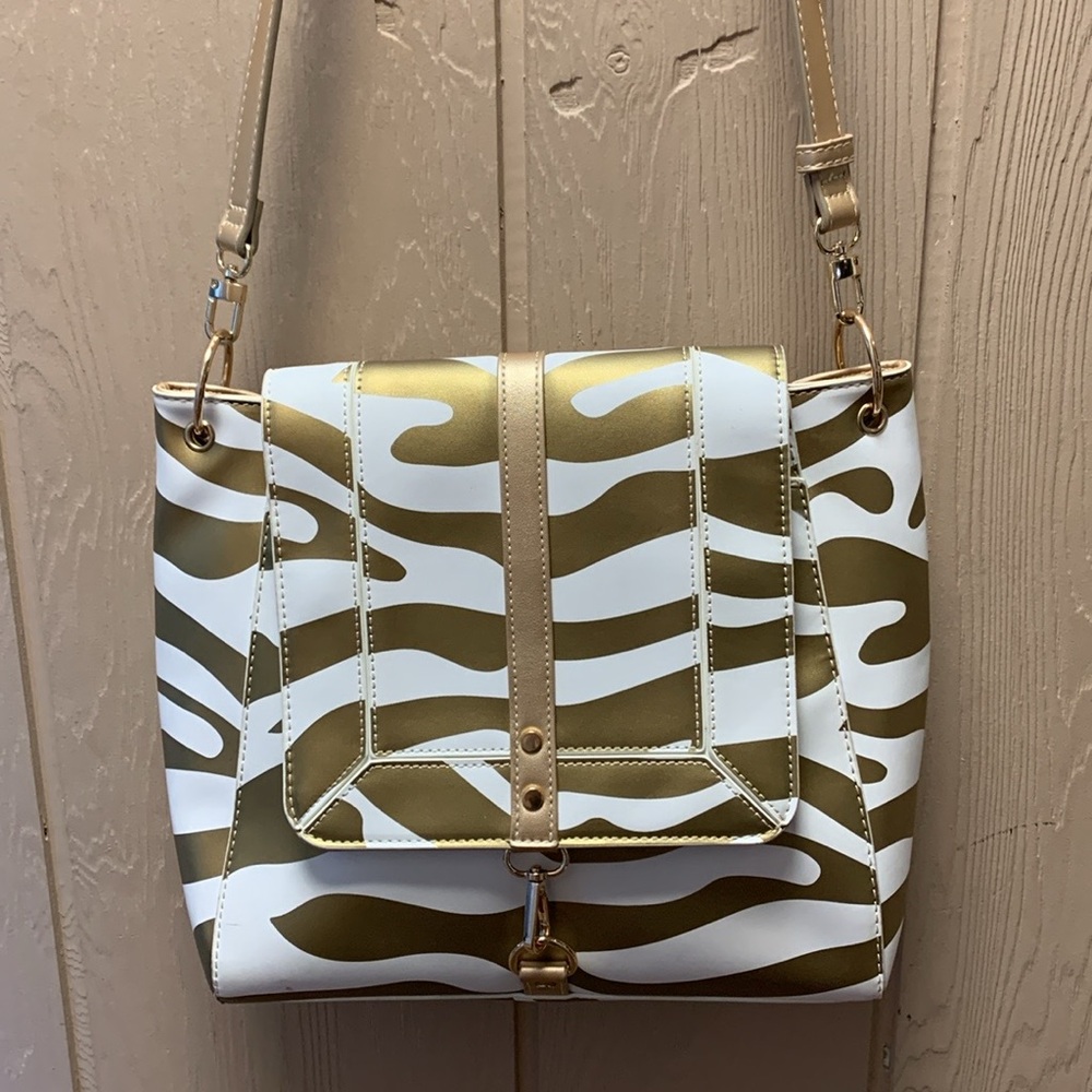 Sassy Jones Purse